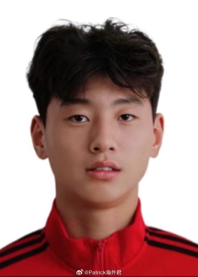 博主：18歲海翔加盟西班牙球隊(duì)，他曾效力上海根寶