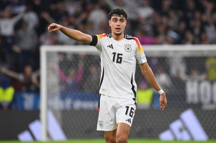 德天空：帕夫洛維奇很可能首發(fā)出戰(zhàn)葡萄牙 預(yù)計(jì)沃爾特馬德也首發(fā)