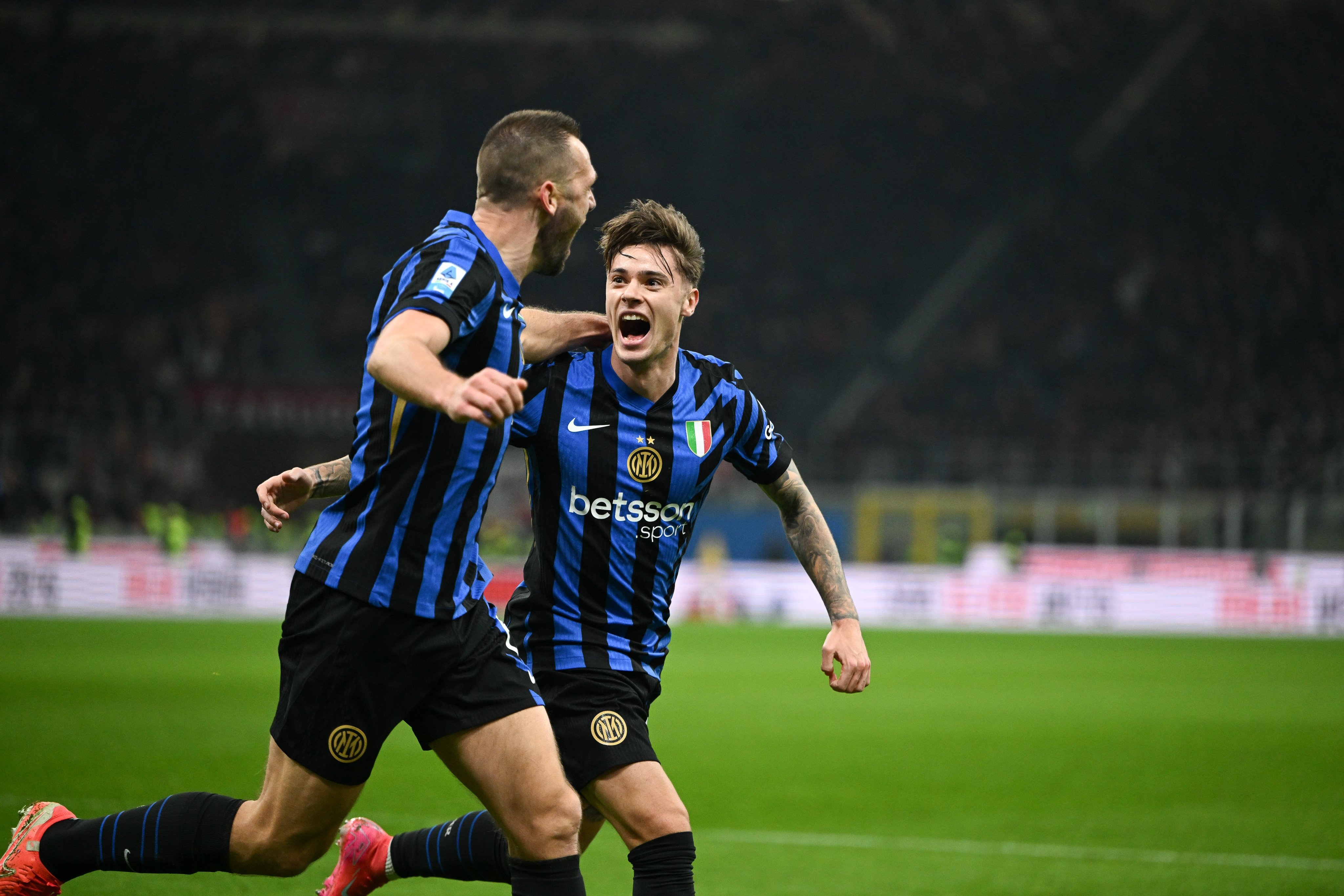 擁有650萬(wàn)歐買斷權(quán)，記者：國(guó)米將會(huì)買斷扎萊夫斯基