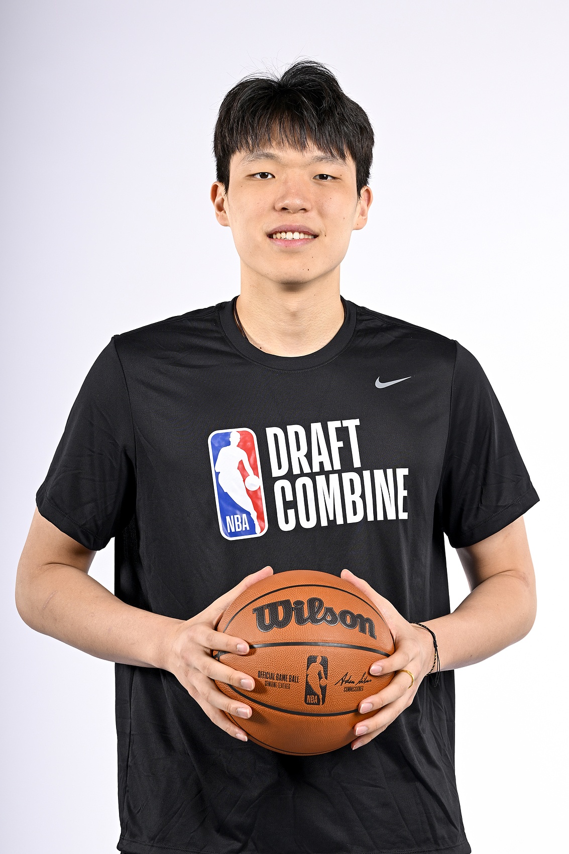 明天就是選秀大會(huì)了??吧友們一人一句話祝福一下楊瀚森吧！