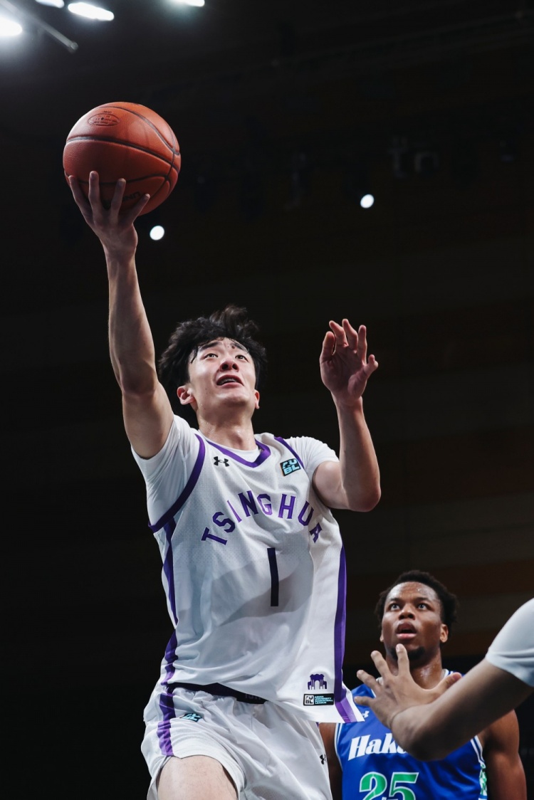 拼盡全力！隰泰誠11中7空砍全隊(duì)最高22分7板外加4助 三分2中2