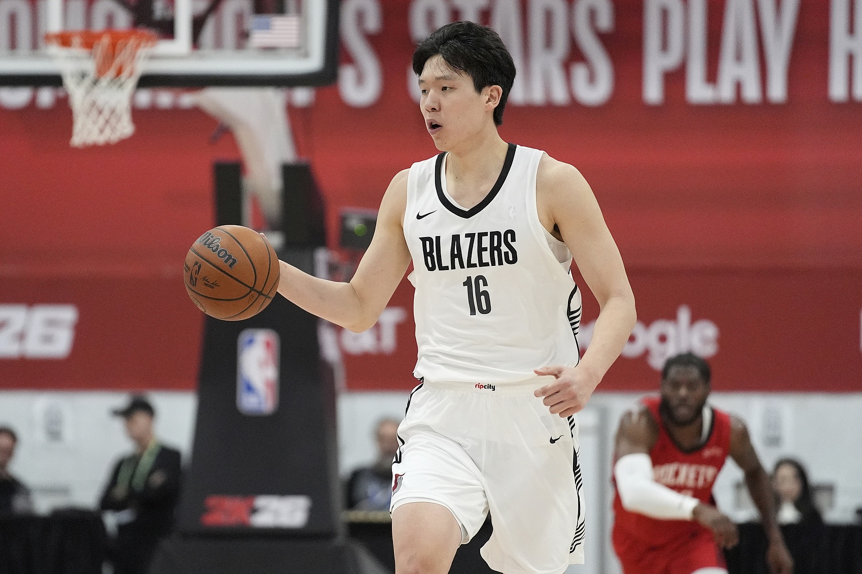 確立小楊在CBA的所有權(quán)！青島男籃為楊瀚森進行了預注冊