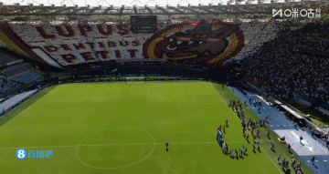這就是羅馬德比！拉齊奧、羅馬雙方賽前均展出巨型TIFO